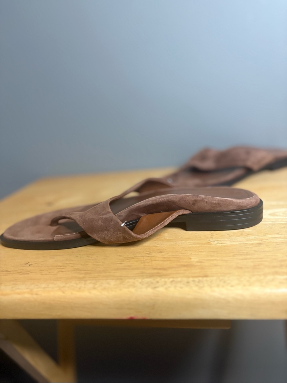Vionic Agave Brown Suede Leather Orthotic Thong Sandals Women’s Size 7M NWT - Picture 8 of 9